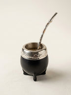 Mate de plata y oro forrado en cuero